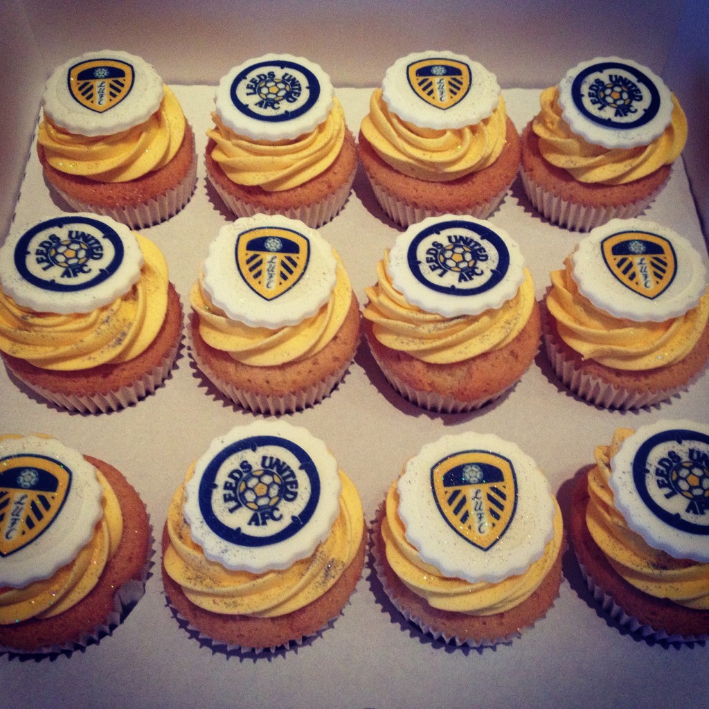 Leeds United themed lemon cupcakes
